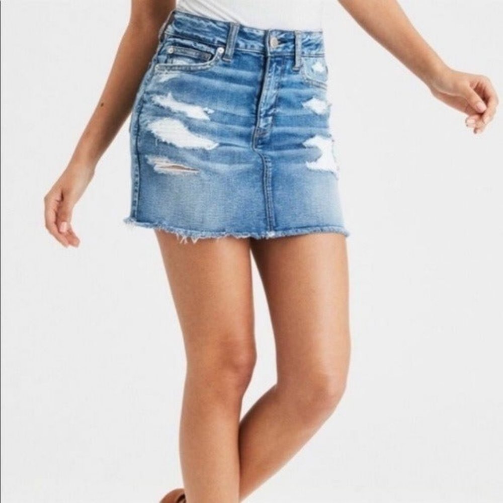 American Eagle Next Level Stretch X Distressed Denim Jean Skirt Size 00